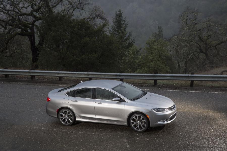  Chrysler 200C (UF) 2014 года  (фото 43 из 50)